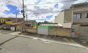 Imagem: Terreno com 420 m², 12x35. Na Rua Leila