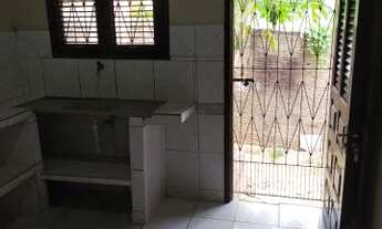 Imagem 4: Ótima casa com localização privilegiada