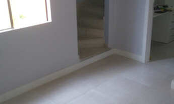 Imagem 2: Casa três suítes sendo uma no 1º pavimento; Nova Macaé RJ, Imóvel duplex!