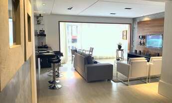 Imagem 2: Apartamento para venda possui 153 metros quadrados com 3 quartos em Cascatinha - Juiz de F