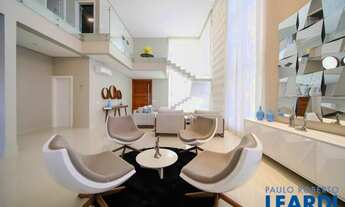 Imagem 3: Magnífico casa em condomínio de alto padrão no Saint Patrick!