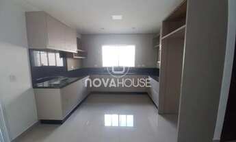 Imagem 5: SOBRADO RICO EM PLANEJADO E 03 SUÍTES