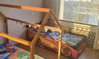 Imagem 4: Casa de condomínio para aluguel tem 740 metros quadrados com 5 quartos