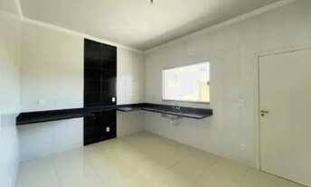 Imagem 5: Casa nova à venda próxima à comércios