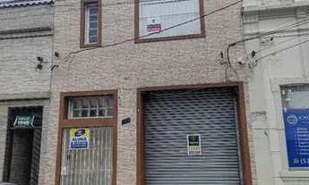 Imagem: Sobrado com opção comercial no centro