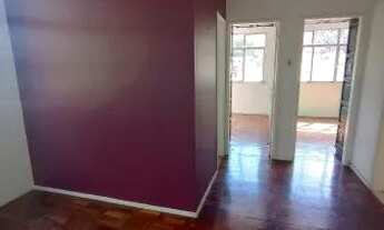 Imagem 7: Apartamento em boa localização, ensolarado, 2 quartos, prédio com elevador, portaria e gar