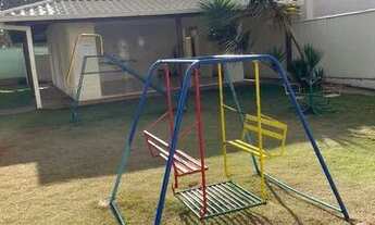 Imagem 2: Apartamento em condomínio. Sendo dois por andar. Apenas 4 ap em.cada blocos