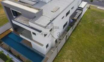 Imagem 3: Casa de condomínio sobrado para aluguel tem 400 metros quadrados com 4 quartos