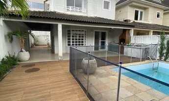 Imagem 1: CASA TRIPLEX, 4 SUITES ( 1 SUITE C/CLOSET E HIDRO), 188M², SOL DA MANHÃ, PISCINA E CHURRAS
