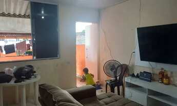 Imagem 3: ALUGA-SE CASA Casa com 1 dormitório