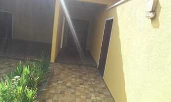 Imagem 3: Casa térrea para locação com 4 dormitórios, piscina e completa em armários