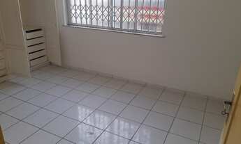 Imagem 4: Apartamento com 2 quartos e dependências no Tororó