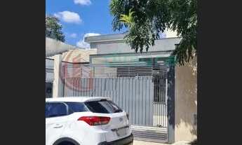 Imagem 2: Casa para Venda em Mogi das Cruzes, Villa Di Cesar, 3 dormitórios, 1 suíte, 2 banheiros, 2