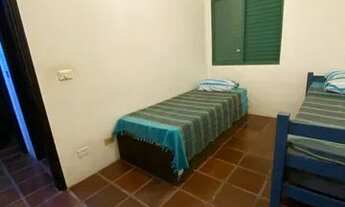 Imagem 7: CASA Guarujá 300m - Brunella: Terreno 840m, piscina, churrasqueira, 4 quartos, 4 banheiros