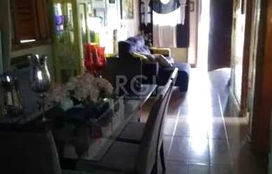 Imagem 2: Casa para Venda - 180m², 2 dormitórios, sendo 2 suites, 4 vagas - Hípica