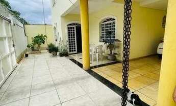 Imagem: Casa com 5 quartos, 4 banhos, 3 vagas