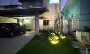 Imagem 3: Casa de condomínio sobrado para aluguel e venda possui 222 metros quadrados com 3 quartos