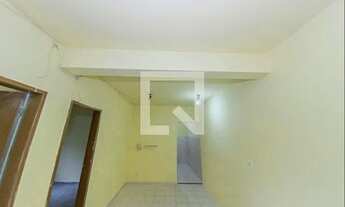 Imagem 4: Casa para Aluguel - Irajá, 2 Quartos, 50 m2