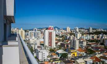 Imagem 3: Cobertura para venda possui 185 metros quadrados com 3 quartos em Canto - Florianópolis