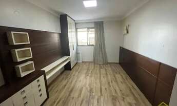 Imagem 6: 4qts/suíte, 2 vagas de garagem, todo com armários, 1 quadra do mar na Praia da Costa Cód