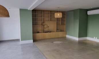 Imagem: Apartamento em andar alto, reformado em