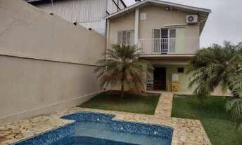 Imagem: Casa com 3 dormitórios para alugar, 210