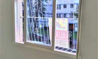 Imagem 6: DIVISA ALUGA AP 01 dorm com ar condicionado e cozinha com cooktop próximo Shopping Iguate