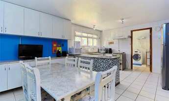 Imagem 7: Casa de 245m², 5 quartos, 4 vagas, espaço gourmet, edícula