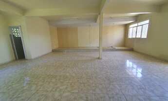 Imagem 4: Oportunidade excelente, imóvel no Centro de Apiacá. Salão amplo 2 banheiros