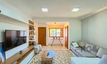 Imagem 6: Casa em Porto Alegre, no bairro Guarujá, com 3 dormitório(s), e 3 banheiros, à v