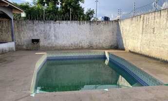 Imagem 2: Casa com piscina ( Rio Branco/Acre