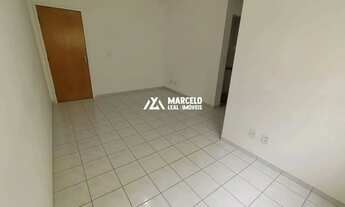 Imagem 5: Alugo apartamento com 2 quartos sendo 1 suite, cozinha ampla com armários planej