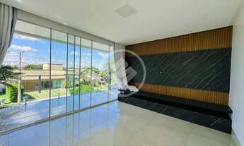 Imagem 5: Sobrado com 4 suítes, home cinema e piscina aquecida no Condomínio do Lago. codigo: 121101