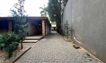 Imagem 2: Casa Alto Padrão para alugar e Vender com 2 suítes no Centro de Londrina