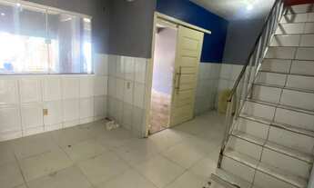 Imagem 2: Casa de 2 andares - 4 quartos e Quintal