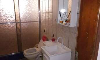 Imagem 4: DONO VENDE SJPINHAIS GUATUPÊ. Ótima casa. 3 qtos, um é suíte, varandagaragem, MURADO