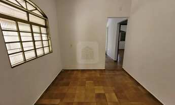 Imagem 6: Casa para locação e venda no bairro Segismundo Pereira