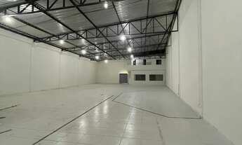 Imagem 2: Ponto comercial para alugar na Rua Rafael de Aguiar, bairro Pereira Lobo