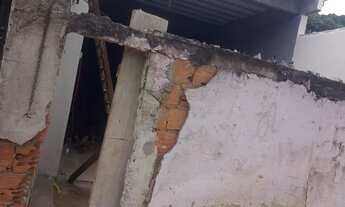 Imagem 6: Loja comercial estrutura pro segundo andar ponto pra construir