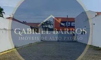 Imagem 3: Prédio comercial na zona norte de S. J. Campos com 30 vagas. Antiga agência do banco Santa