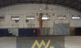 Imagem: Galpão para aluguel possui 960 metros quadrados