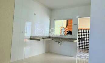Imagem 2: Casa à venda, 2 quartos, 2 vagas, Jardim Europa - Uberlândia/MG