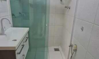 Imagem 7: Apartamento com Suíte e Varanda Em Frente à Praça da Mirandela!