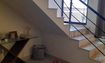 Imagem 2: Belo Sobrado com Móveis Planejados no Cond. Park Real