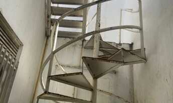 Imagem 5: Kitnet no Cabanga 550,00 com água e luz incluso