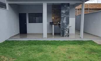 Imagem 3: Casa com 3 quartos no Bairro Cardoso com quintal