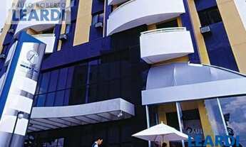 Imagem: FLAT - MOEMA PÁSSAROS - SP