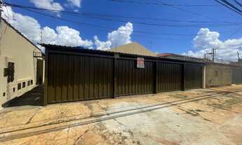 Imagem: Casas disponível locação. 2/4 c/ garagem