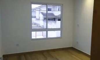 Imagem 2: Casa no condomínio vale dos cristais para venda tem 230m² com 4 quartos em Lagoa - Maca