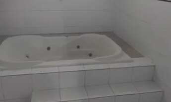 Imagem 4: Casa para aluguel possui 400 metros quadrados com 2 quartos em Parque 10 de Novembro - Man